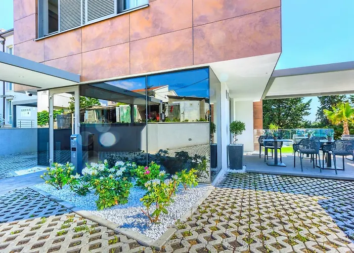 ゲストハウス Bel 4*